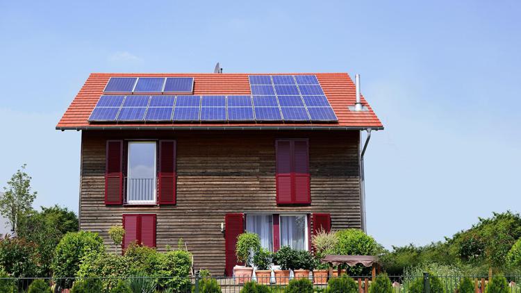 **Fisco: Superbonus 110%, nuovo sistema tech  fotovoltaico promette salto 2 classi**