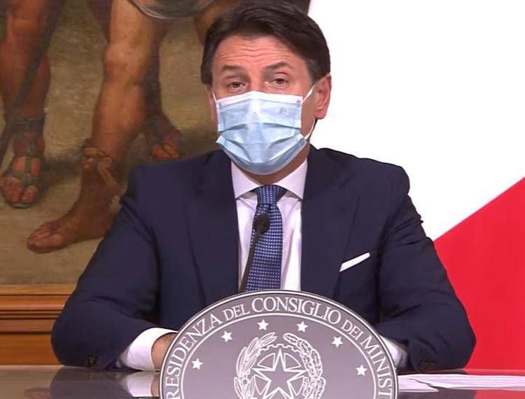 Conte e conferenza fine anno, cosa ha detto oggi