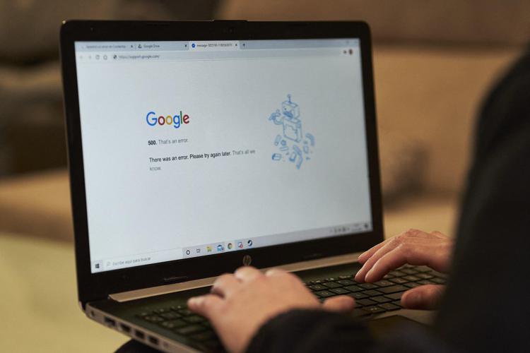 Google, nuovo centro europeo contro contenuti dannosi o illegali