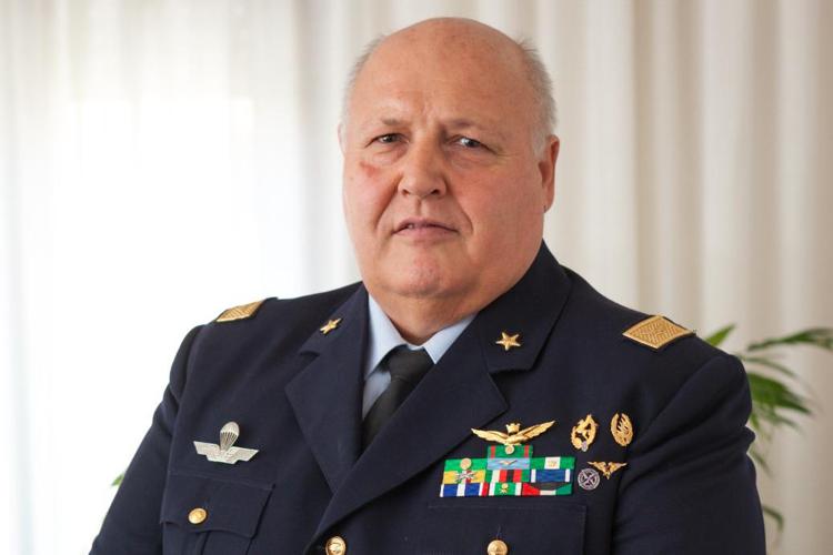 Il generale Walter Pauselli