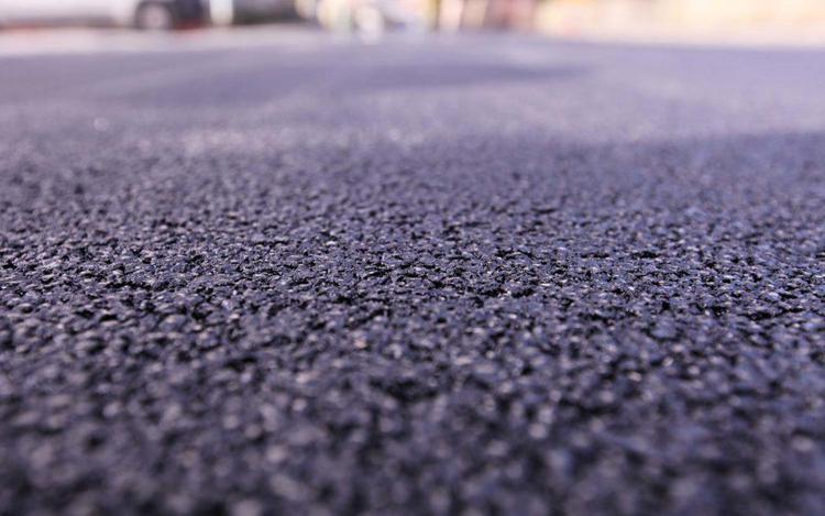 Rifiuti: nel Pavese gli asfalti realizzati con gomma riciclata da Pfu