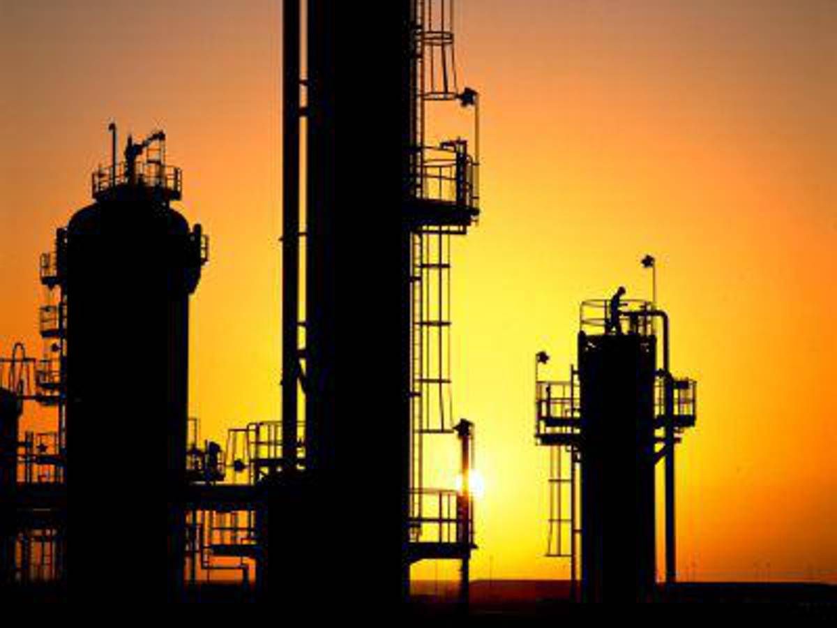 'Green Refinery', il nuovo corso della raffineria Eni di Gela