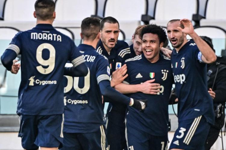 Juve-Bologna 2-0, bianconeri più vicini alla vetta