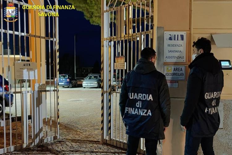 Maltrattamenti in Rsa, tre arresti a Savona