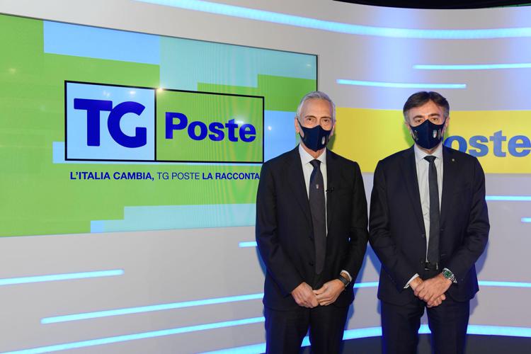 Da sinistra Gabriele Gravina, Presidente FIGC, e Giuseppe Lasco, Condirettore Generale Poste Italiane