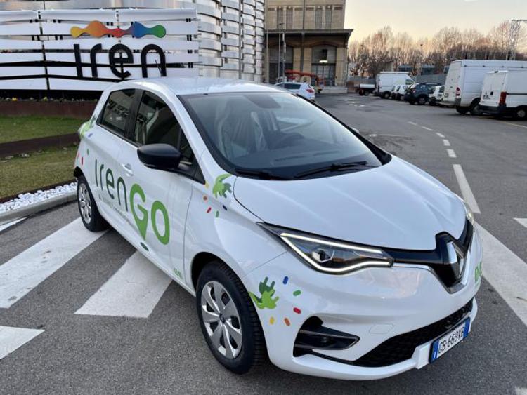 Renault, altri 320 veicoli per la flotta elettrica di Iren