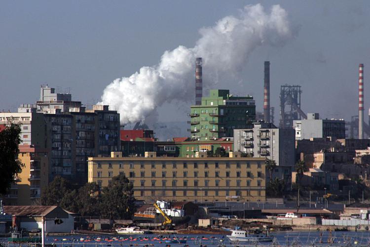 Un'immagine dell'ex Ilva di Taranto, oggi Arcelor Mittal