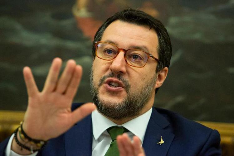 Insulti a Meloni, Salvini: 