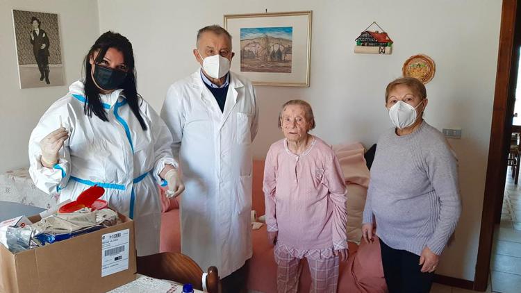 Covid, in Basilicata la più anziana vaccinata: ha 108 anni