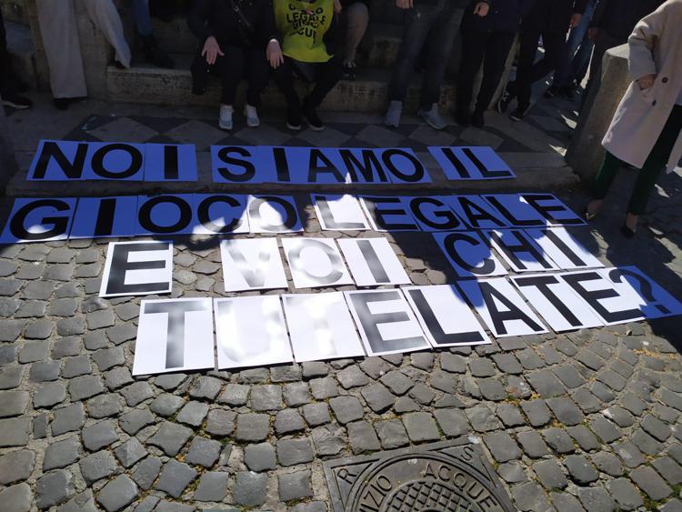 'Donne in gioco' in piazza, 'decreto Sostegni ancora più irrisorio di quello Ristori'