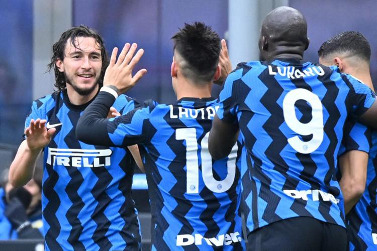 Inter-Cagliari 1-0, gol di Darmian e scudetto più vicino