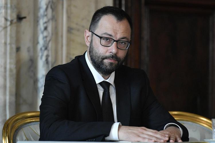 Il ministro delle Politiche agricole Stefano Patuanelli (Fotogramma) - FOTOGRAMMA