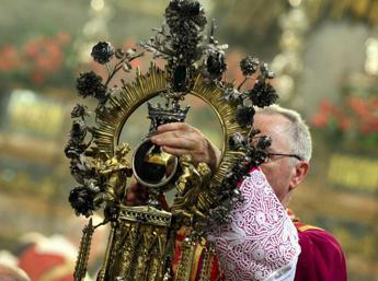 Napoli, miracolo San Gennaro non si ripete