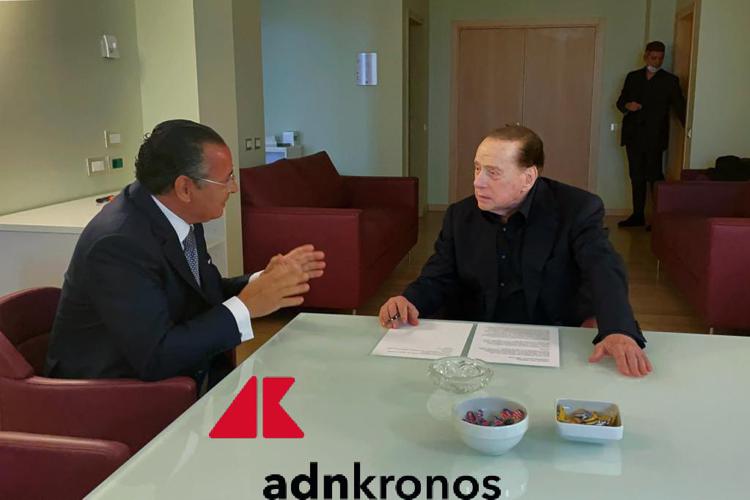 Silvio Berlusconi e Kamel Ghribi, vicepresidente del Gruppo San Donato (Adnkronos)