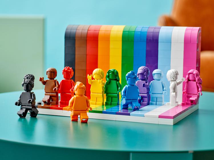 Per la Lego 'Ognuno è meraviglioso', il nuovo set che celebra la diversità
