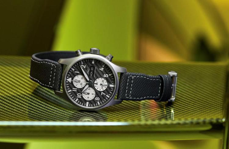 Mercedes e Iwc insieme per il Pilot’s Watch Chronograph Edition “AMG”