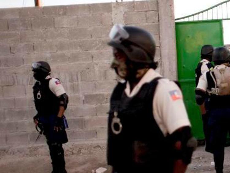 Polizia ad Haiti (Fotogramma/Ipa)