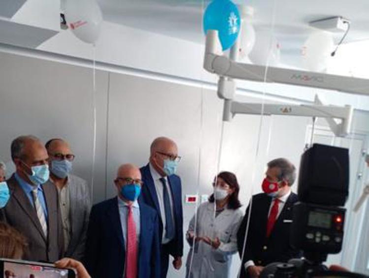 Italian hospitals give cutting-edge surgical equipment to Tunisia