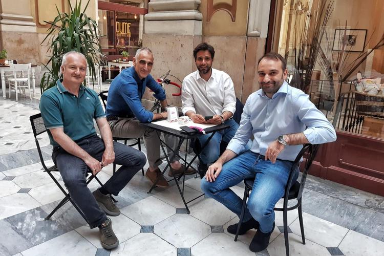 Torino, nel giorno delle primarie caffè e spremuta insieme per i 4 candidati