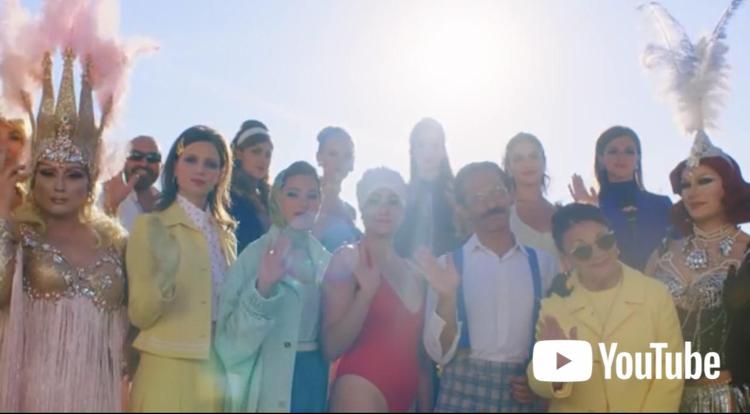 La denuncia della Drag Queen nel video di Fedez: ''Lavoro da incubo, ci urlavano trans''