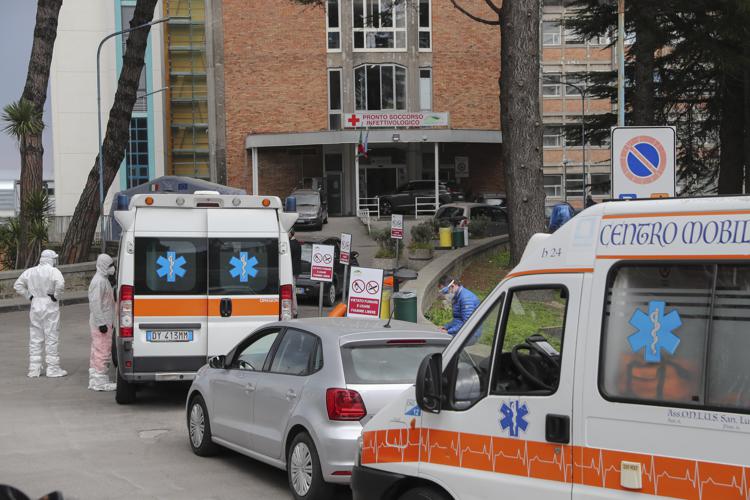 Covid oggi Campania, 112 contagi e 7 morti: bollettino 24 giugno
