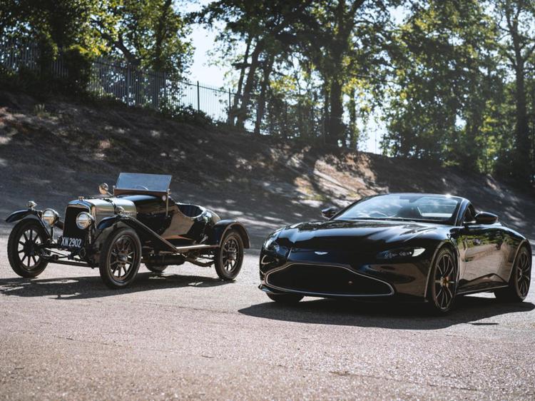 Aston Martin celebra i 100 anni di 