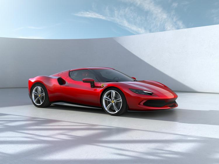 È stata presentata oggi la 296 GTB, nuova berlinetta sport Ferrari a motore centrale-posteriore