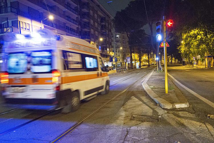 Un'ambulanza - (Fotogramma/Ipa)