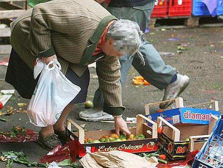 Istat, cresce povertà assoluta: 2 milioni di famiglie in difficoltà nel 2020