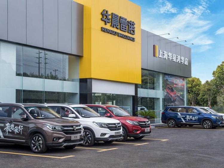Nel 2021 previste in Cina vendite in crescita del 9,5% a 22,1 mln di auto