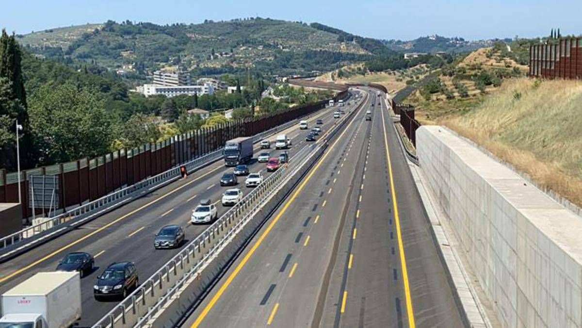 A1 Firenze Sud-Incisa: apre al transito la terza corsia