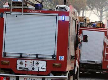 Tir in fiamme, traffico bloccato sulla Pontina verso Lati