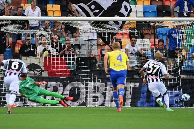 Juve mezzo flop, 2-2 a Udine con disastro Szczesny