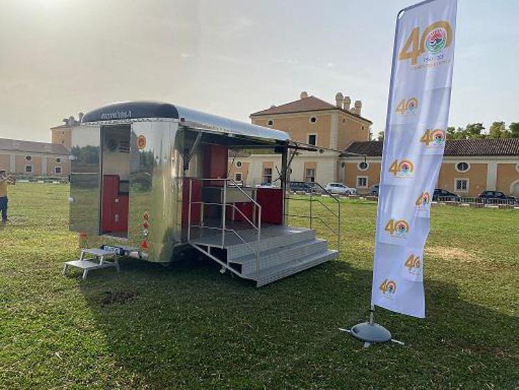 Bufala campana dop a Cibus e altri eventi con Mozza-Mobile e caprese versione gelato
