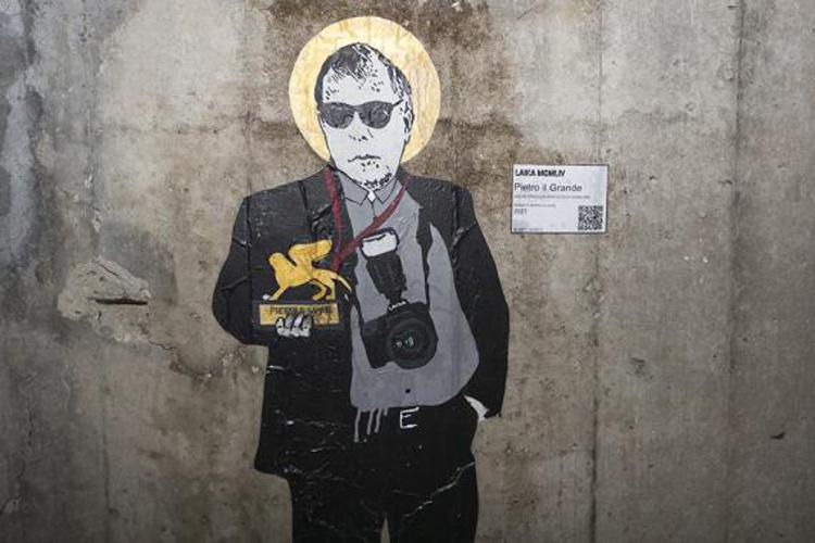 Alla Mostra di Venezia l'omaggio a Pietro Coccia della street artist Laika