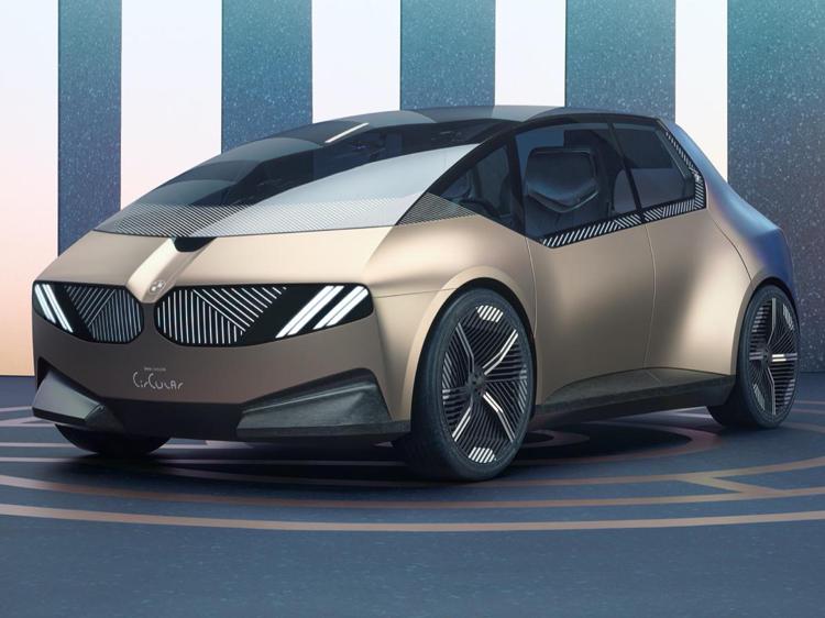 BMW i Vision Circular, concept ecosostenibile per la urban mobility del futuro