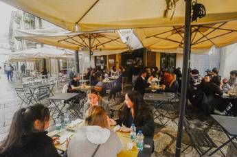 Super green pass, yes from restaurants and bars to avoid closures but impact on foreign tourism
