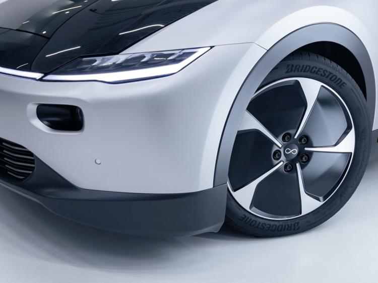 Entro il 2024 i pneumatici EV al 20% della gamma OE auto di Bridgestone EMIA