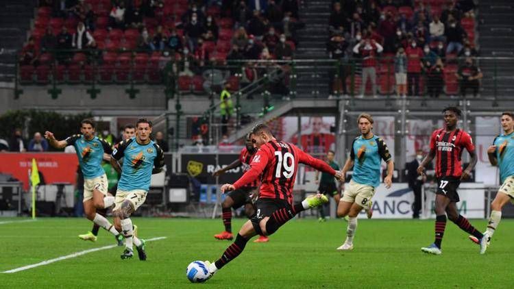 Serie A: rossoneri agganciano i cugini nerazzurri in vetta, Milan-Venezia 2-0