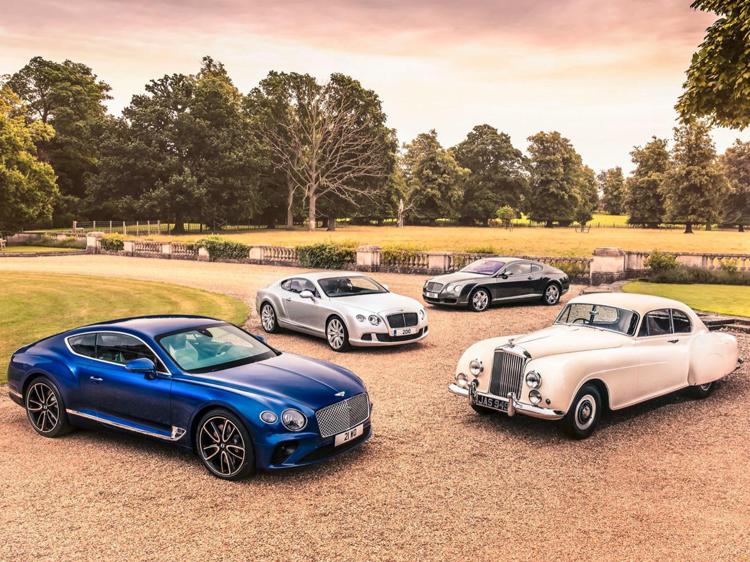 Bentley celebra i 70 anni del dipartimento design