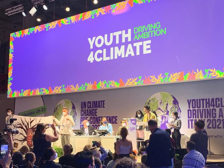 Dall'addio ai fossili all'educazione, le proposte dei giovani per il clima
