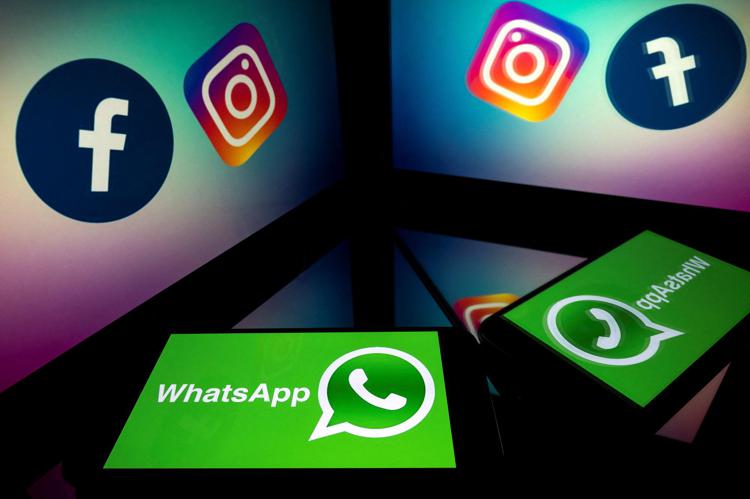 Instagram down, problemi: 'allarme' anche per Whatsapp