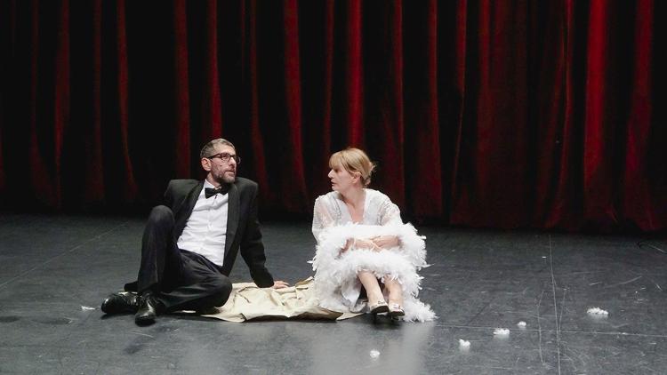 Daria Deflorian e Antonio Tagliarini protagonisti al Teatro Argentina di Roma dell'omaggio a Ginger e Fred