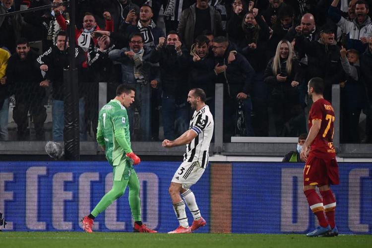Juve-Roma, Orsato e il rigore: l'analisi dell'arbitro Gavillucci