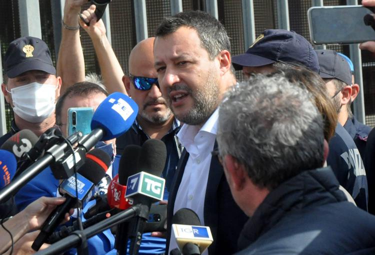 Open Arms, al via processo a Salvini: tra testimoni Richard Gere e l'ex premier Conte