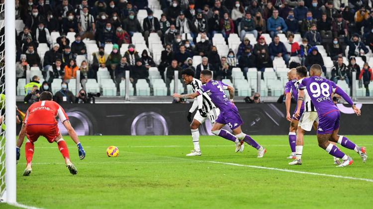 Juve-Fiorentina 1-0, Cuadrado decide al fotofinish