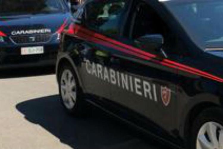 Reggio Emilia, continua a perseguitare ex moglie invalida: arrestato