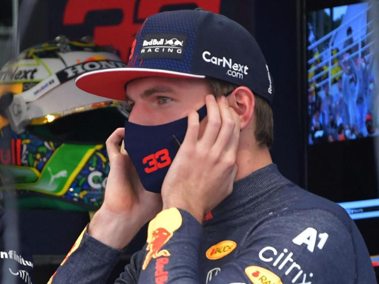 F1 Gp Qatar, Verstappen penalizzato: strada in discesa per Hamilton