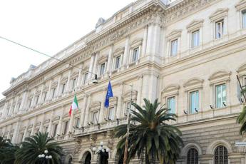 Tomorrow for final considerations Governor of the Bank of Italy Visco will be back in attendance after 3 years