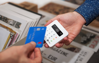 Digital payments, Italians using contactless rise to 74%
